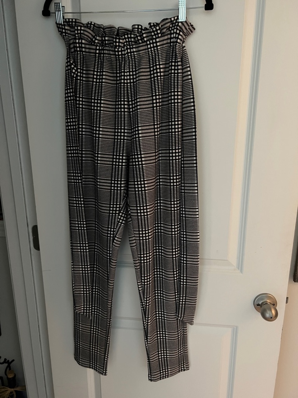 SHEIN Black & White Plaid Paperbag Waist Skinny Trousers
